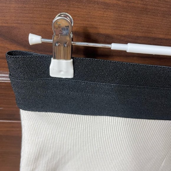 BCBG MAXAZRIA XS White Ribbed Pencil Skirt Office 2 4 Fitted Waist Sample Unique - Picture 8 of 15